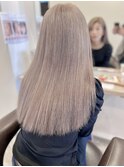 白髪にミルクティーベージュ