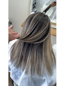 フク ヘアーワークス バイ フェニーチェ(fuku hair works by FENICE) バレイヤージュ