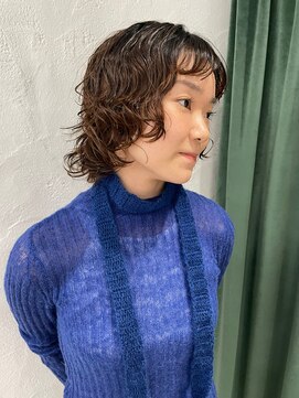 ヘン(hen) 【心斎橋hen】ウルフパーマ　ボブパーマ ウルフカット