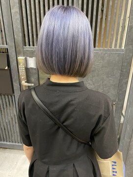 ケリーズグリーン(Kelly's Green) ハイトーンボブ