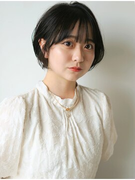 ファムウーマン(Femme woman) ひし形ボブフェミニンなボブ