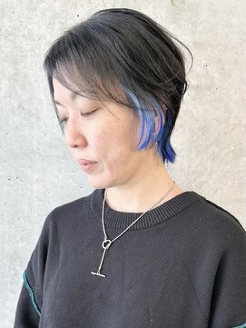 モリオ(morio) ＊前下がりショートインナーカラーひし形くびれショート30代40代