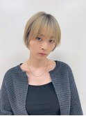 ハイトーンショートボブ