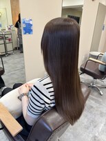 ソルバイシーループユナイテッド(soru by C-LOOP UNITED)&nbsp;ロングレイヤースタイル／明るめアッシュベージュ
