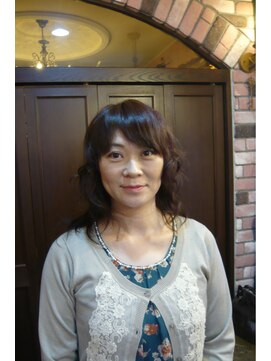 ルーネラパン(LUNELAPIN) 疎水トリートメントパーマ＆カラー　セミロングウエーブ