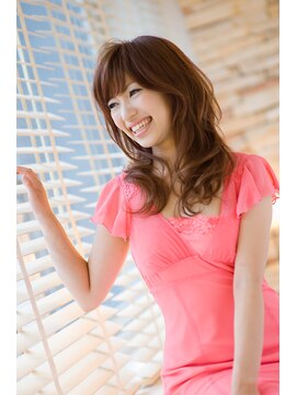 アニュー エアー(anew aeir) 眉毛バングのゆる巻きロングレイヤー