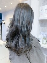 キャアリー(Caary)&nbsp;福山市美容室Caary人気 ロングヘア冬カラー ブルーグレージュ