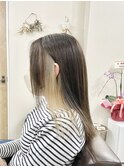 イヤリングカラー×ホワイトベージュ×イメチェンヘアスタイル