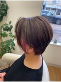 ハイライト/イヤリングカラー/大人ハンサムショート/前髪なし