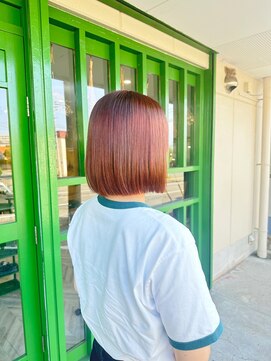 ネバーランド(NEVERLAND) ブラウンカラー×ぱつっとボブ