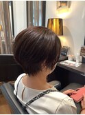 頭の形がきれいに見えるショート