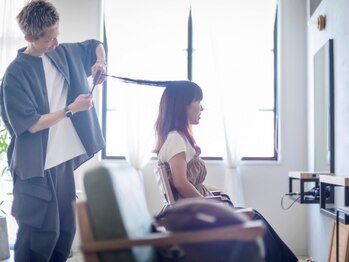 ノコルヘアー(Nocoru hair)の写真/【今里/駐車場完備】洗練された技術と落ち着いた空間が自慢!寄り添った提案で、理想を実現させます！