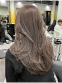 ブリーチなし レイヤーカット ベージュカラー