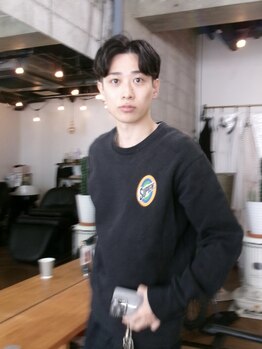 ホームボーイ(HOME BOY)の写真/【平日21時まで/土日祝20時まで営業】お仕事帰りにふらっと寄れる、男性特化型美容室