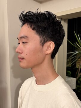 エヌヨンブンノイチ 茅ヶ崎(n1/4) 30代40代スパイキーショートメンズカットニュアンスパーマ