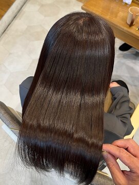 グラスヘアリオン(Grous hair lion) 御茶ノ水/縮毛矯正/ストレートパーマ/髪質改善/トリートメント