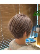 ラメールアヴェダ イオンモール秋田店(Lamelu AVEDA)&nbsp;丸みショート × 透明感ベージュ
