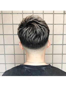 ブラッシュ(BRUSH)の写真/メンズカジュアルが得意なサロンで、清潔感あるフェードスタイルを叶えます☆