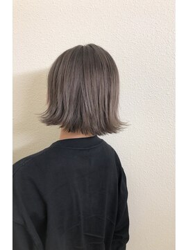 アーカイブ(archive) 大人かわいいアッシュブラウン外ハネボブ