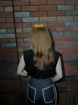 ピールアーク(peal ark) 20代30代ダブルカラーブリーチネオウルフレイヤーカット