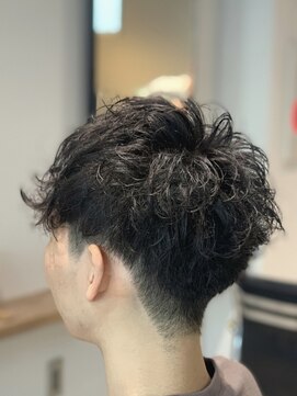アンヒュッテ(ANHUTTE) 20代のくせ毛スタイル