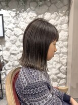 ラウンジ(Lounge)&nbsp;小学生カットボブ外ハネタイトボブ切りっぱなしお子様カット