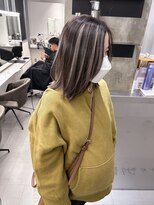 キング 枚方店(K!ng)&nbsp;【枚方、高槻、梅田】ホワイトハイライト