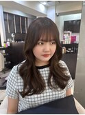 韓国アイドル風　外巻きくびれヘア