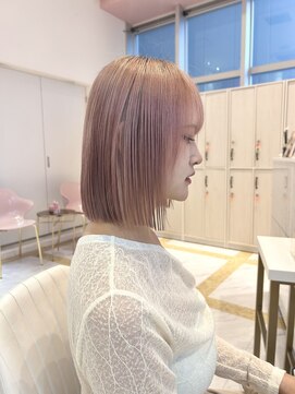 リー 梅田(Lee) ホワイトピンク/ブリーチ3回/ケアブリーチ