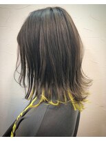 ヘアーメイクフィールヒルズ(FEEL HILLS)&nbsp;外ハネ×インナーカラー