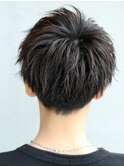 ソフトツイストバング分け刈り上げマッシュ