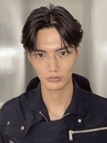 ノーム(NORME)&nbsp;センターパート/カルマヘア/韓国メンズヘア/20代30代