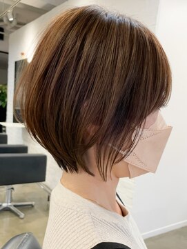 ソワネ 表参道(soigne) 大人ショートボブくびれショートヘア顔周りレイヤーカット50代◆