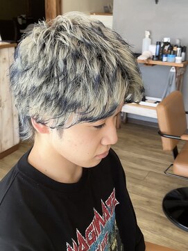 ベッロ(Bello) ハイライトスパーキーエンドカラー