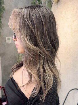 アポロ 横浜駅店(apollo) xバレイヤージュ/ホワイトグレージュ/レイヤーカット