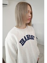 アビオール(Avior) ミルクティーグレージュ