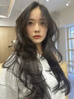 バベル アット フルリール 甲子園口(BABEL at fleurir)&nbsp;ロングハイレイヤー/重ためレイヤーカット/グレージュ