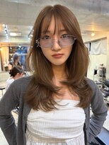 ナループロアポンテ(Nalu pu loa PONTE)&nbsp;バタフライレイヤー/海外風レイヤー/透明感ベージュ