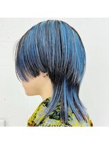 クク(QUQU)&nbsp;コントラストブルーとウルフ