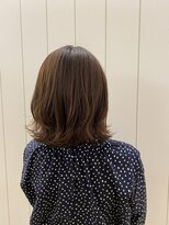 アドラーブル 万代店 (adorable)&nbsp;大人かわいい☆フェアリーな透明感&ツヤ感ブラウンベージュ