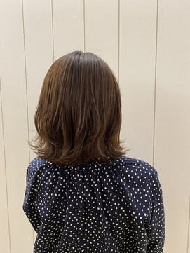 アドラーブル 万代店 (adorable) 大人かわいい☆フェアリーな透明感&ツヤ感ブラウンベージュ