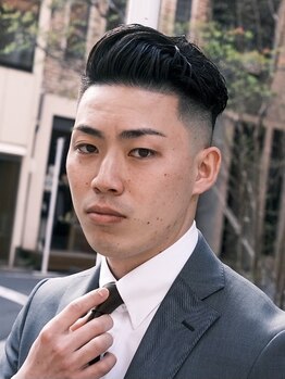 オモテサンドウ バーバー(OMOTESANDO BARBER)の写真/メンズ専門店だからこそ創れる最高の技術で価格以上の満足をお届け☆ひげ・眉などの身だしなみもお任せ！