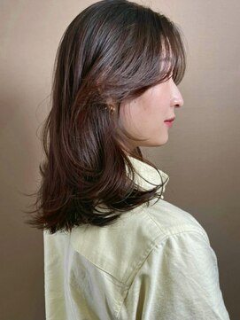 ブルートマト(BLUE TOMATO) 韓国ミディアムハッシュカット