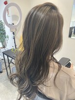 モリバイリトル(mori by little)&nbsp;白髪ぼかしハイライト☆