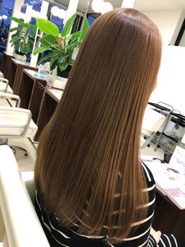 ヘアーアンドエステ ハラダ 滝ノ水店(Hair&Esthe Harada)の写真/リピーター多数！HARADAうるツヤオリジナルのトリートメントで触りたくなるような美髪へ導きます☆