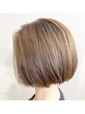 ミニボブ×ハイトーンアッシュ