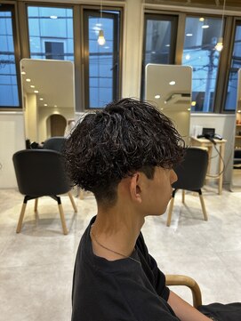 アイトーキョー 横浜(AI TOKYO) 波巻き/ハイライト/マッシュパーマ/ウルフ[横浜駅]