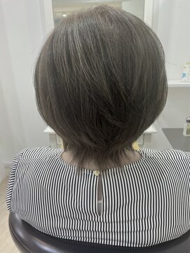 リブレ(LIBRE+hp) 大人くびれショート