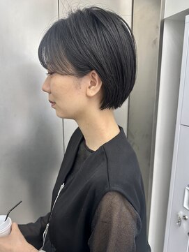 ビューナゴヤ 名駅(VIEW NAGOYA) 切りっぱなしボブ/ブルーブラック/ミニボブ/似合わせカット