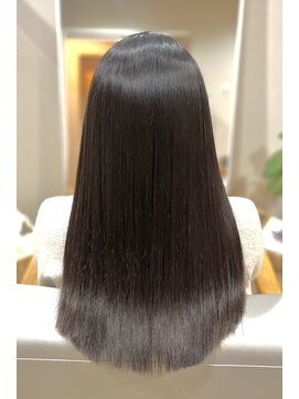 ミニマル(MINIMAL) 極上ツヤ髪ストレート+美髪トリートメント+カット